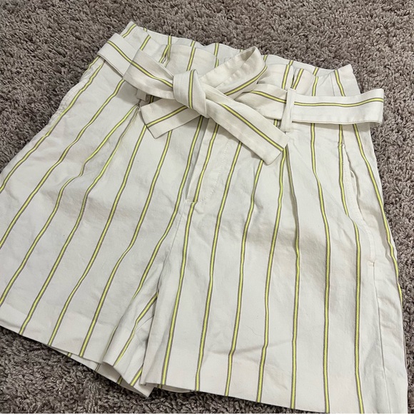 {banana republic} high waisted paper bag striped shorts - Picture 2 of 8